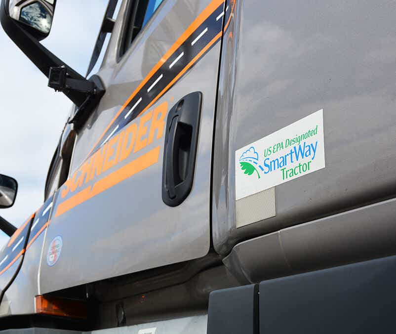 Schneider truck with Smart Way Tractor sticker